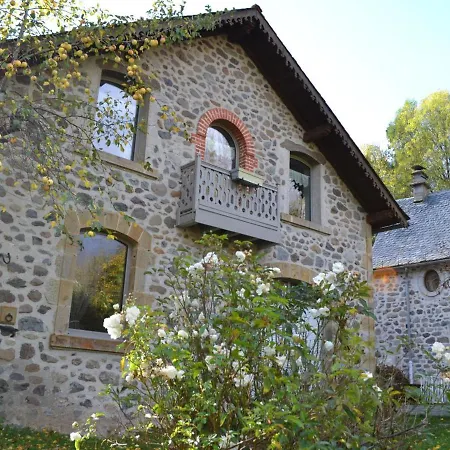 度假居 Maison Renovee, 2 Chambres, Proche Puy Mary, Jardin, Terrasse - Fr-1-742-138 Mandailles-Saint-Julien