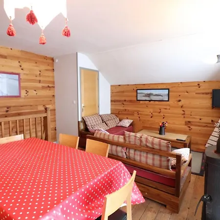 Maison Renovee, 2 Chambres, Proche Puy Mary, Jardin, Terrasse - Fr-1-742-138 度假居